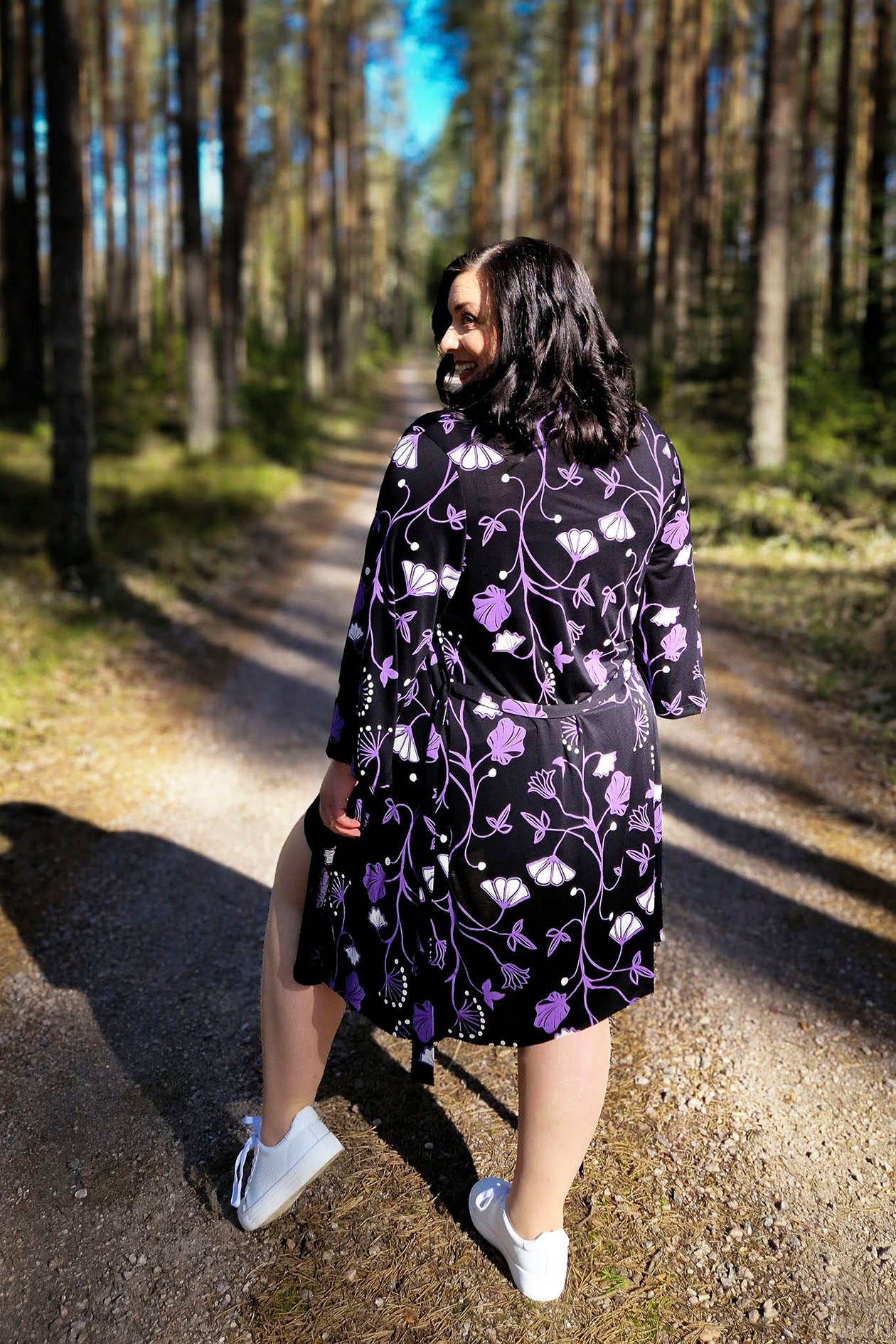 Lucy-kimono Salainen Puutarha-kuosilla