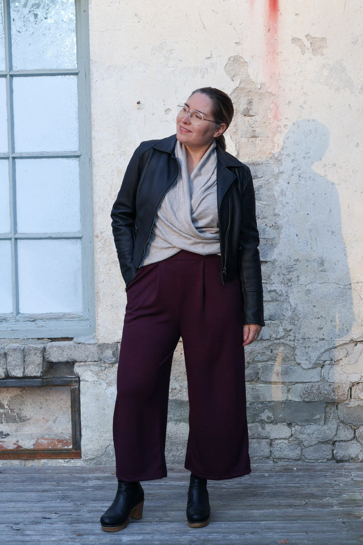 Saga-neuloshousut yksivärinen