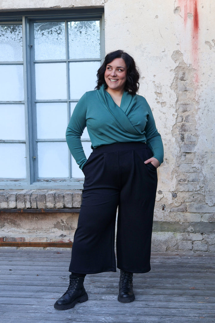 Saga-neuloshousut yksivärinen